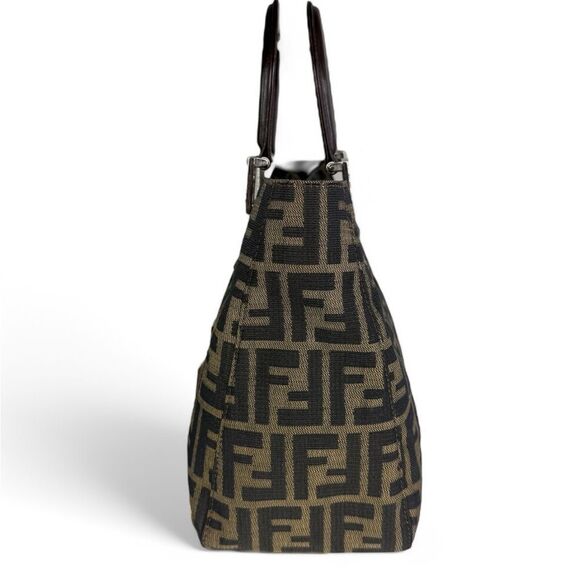 FENDI Vintage FF Zucca Tote Bag - Picture 5 of 16